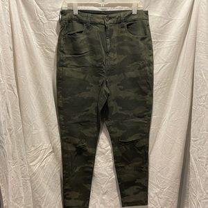 American Eagle Jeggings next level stretch 14 short camo